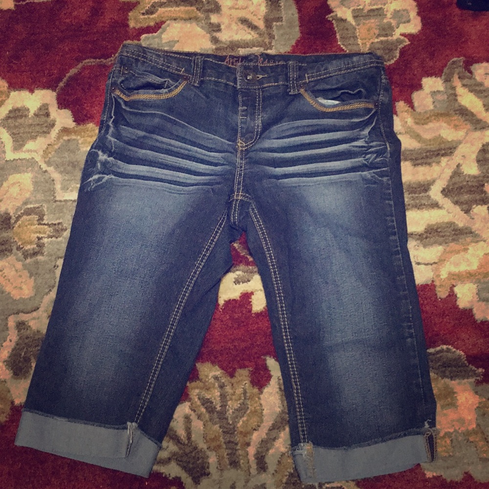 ARIYA JEANS